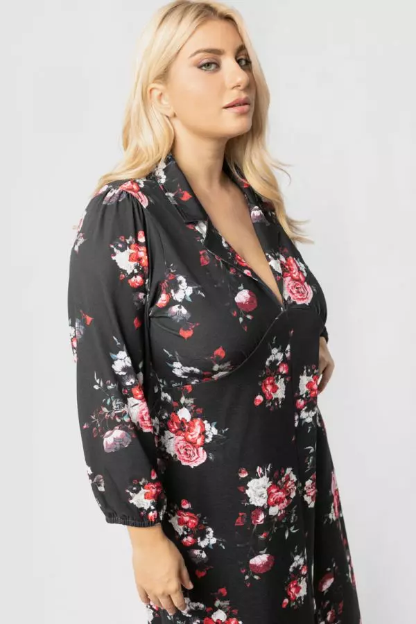 Midi floral φόρεμα με άνοιγμα μπροστά σε μαύρο/κόκκινο χρώμα