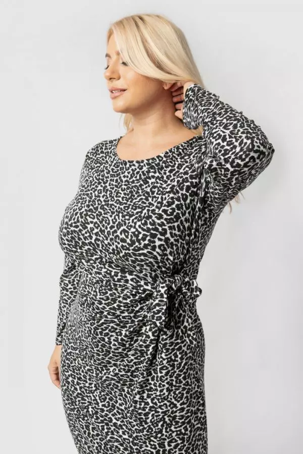Midi φόρεμα με animal print σε γκρι χρώμα