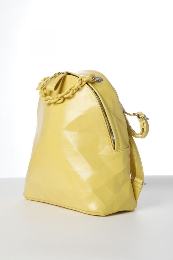 Backpack με γεωμετρικό μοτίβο και αλυσίδα σε κίτρινο χρώμα