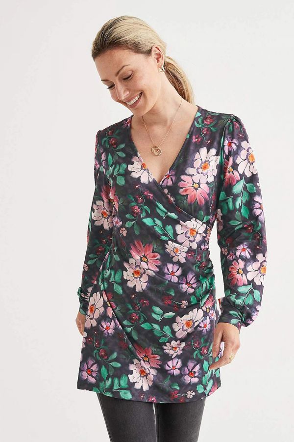 Floral κρουαζέ μπλούζα σε γκρι χρώμα 1xl 2xl 3xl 4xl 5xl 