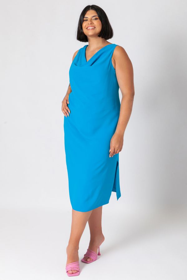 Midi ντραπέ αμάνικο φόρεμα με άνοιγμα σε γαλάζιο χρώμα