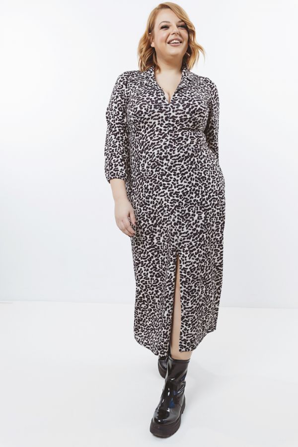 Midi φόρεμα με άνοιγμα μπροστά σε leopard χρώμα