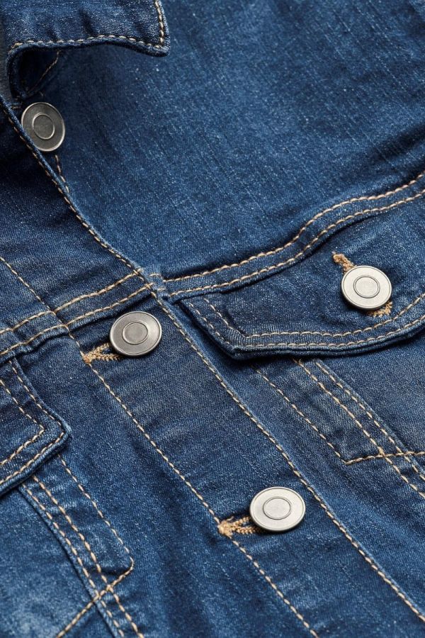 Jean Jacket με τσέπες μπροστά σε denim blue χρώμα