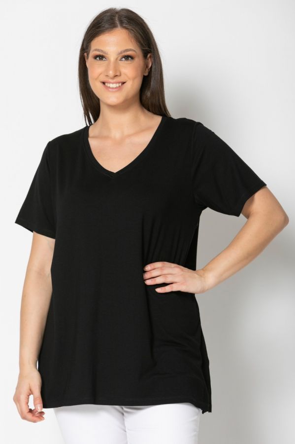 Κοντομάνικη μπλούζα με V λαιμόκοψη σε μαύρο χρώμα