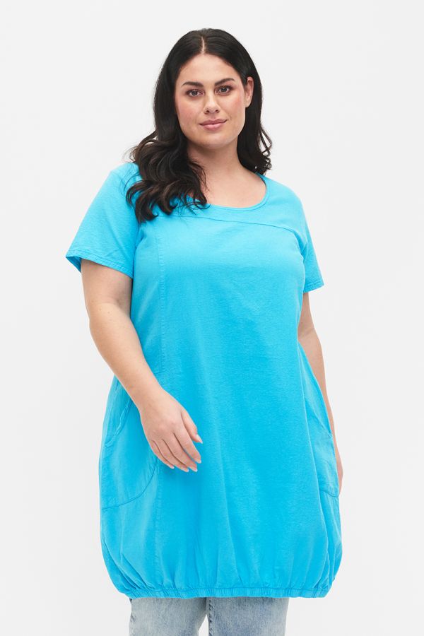 Κοντομάνικο φόρεμα balloon με τσέπες σε γαλάζιο χρώμα