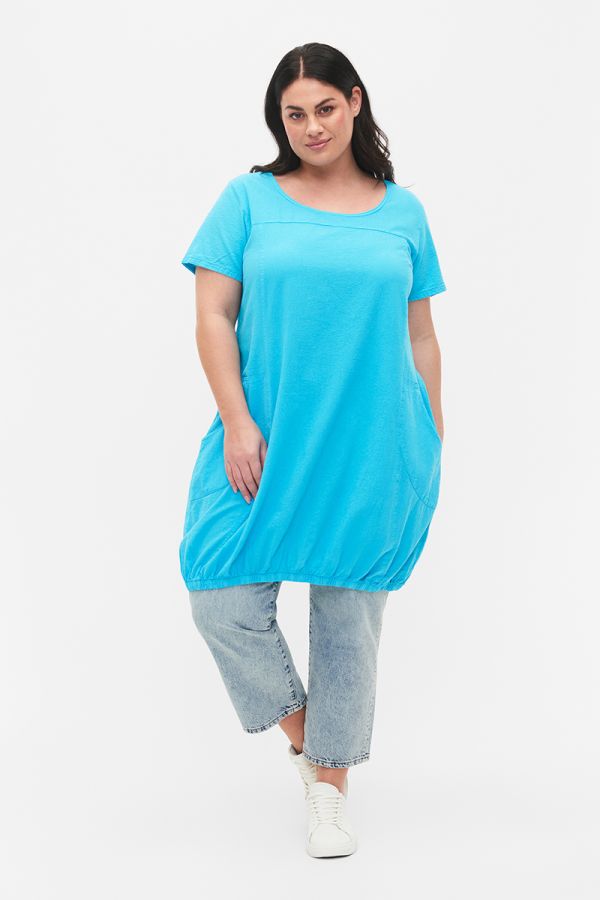 Κοντομάνικο φόρεμα balloon με τσέπες σε γαλάζιο χρώμα