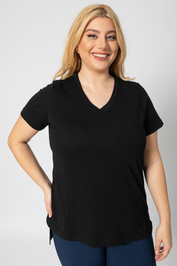 Κοντομάνικο t-shirt με V λαιμόκοψη σε μαύρο χρώμα 1xl 2xl 3xl 4xl 5xl 