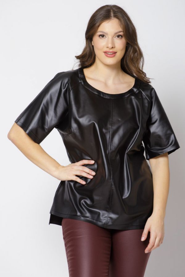 Leather-like μπλούζα με ραφή σε μαύρο χρώμα