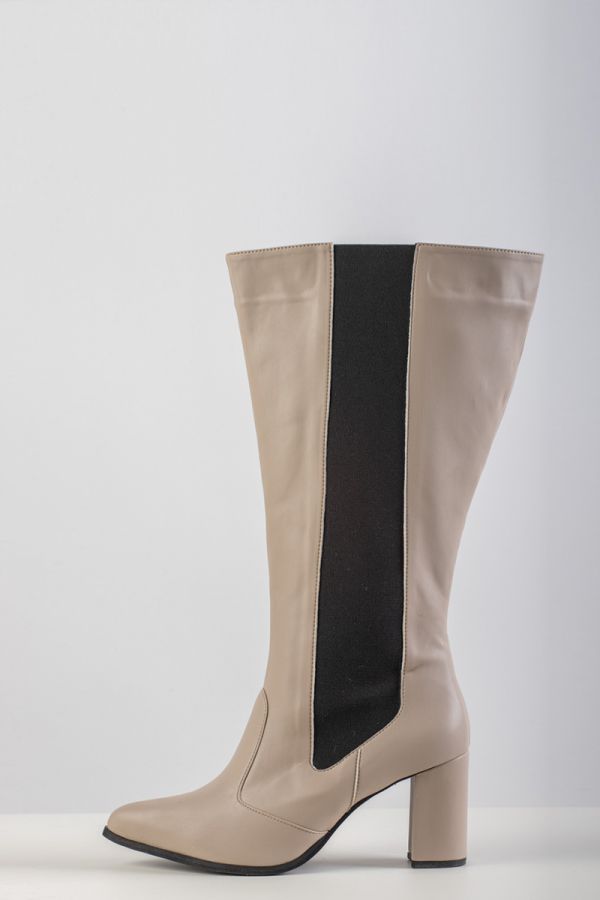 Leather-like μπότα με λάστιχο και φαρδιά γάμπα σε μπεζ χρώμα