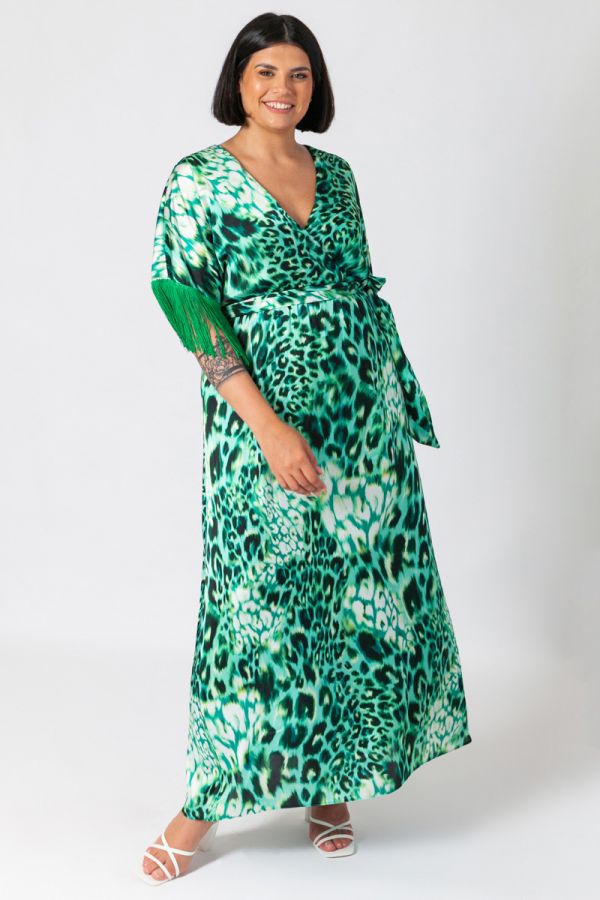 Maxi σατέν leopard φόρεμα με κρόσια σε πράσινο χρώμα