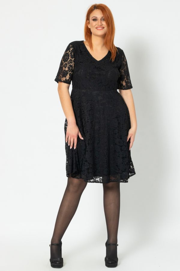 Midi φόρεμα από δαντέλα σε μαύρο χρώμα 1xl,2xl,3xl,4xl,5xl