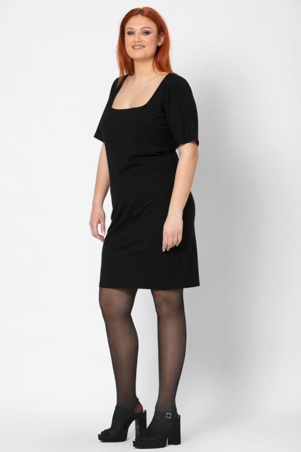 Mini φόρεμα με τετράγωνο ντεκολτέ σε μαύρο χρώμα 1xl 2xl 3xl 4xl 5xl