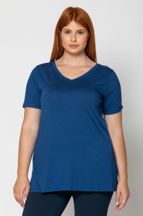 Κοντομάνικη μπλούζα με V λαιμόκοψη σε μπλε χρώμα