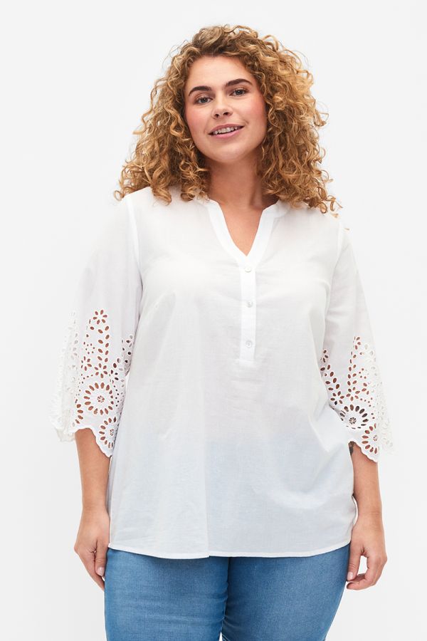 Cotton μπλούζα με διάτρητα μανίκια σε λευκό χρώμα