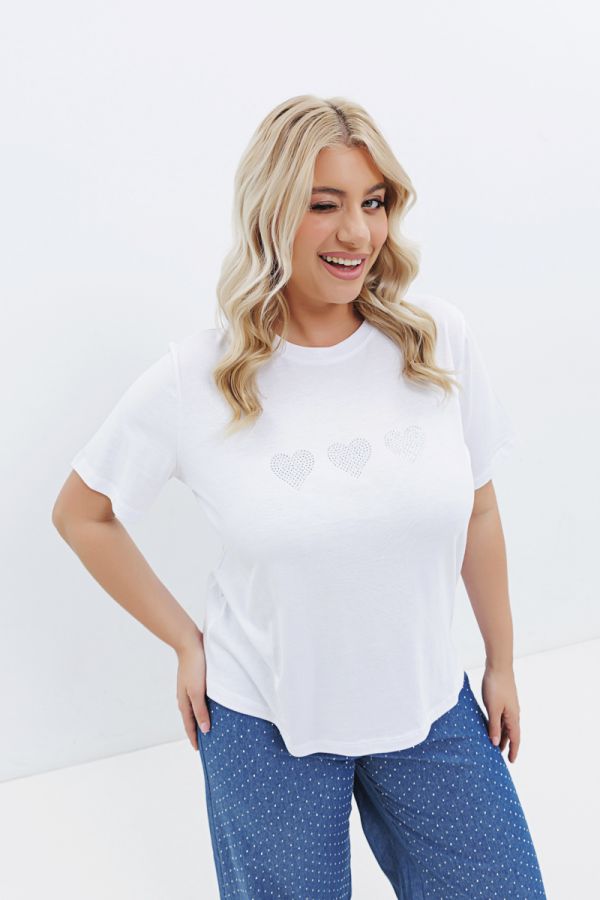 T-shirt με στρας καρδιές σε λευκό χρώμα