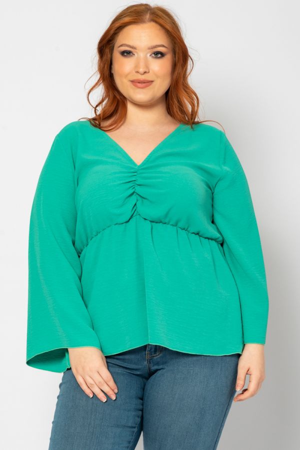 Μπλούζα με σούρα στο στήθος και καμπάνα μανίκι σε πράσινο χρώμα