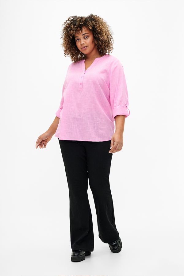 Μπλούζα με V λαιμόκοψη και κουμπιά σε ροζ χρώμα