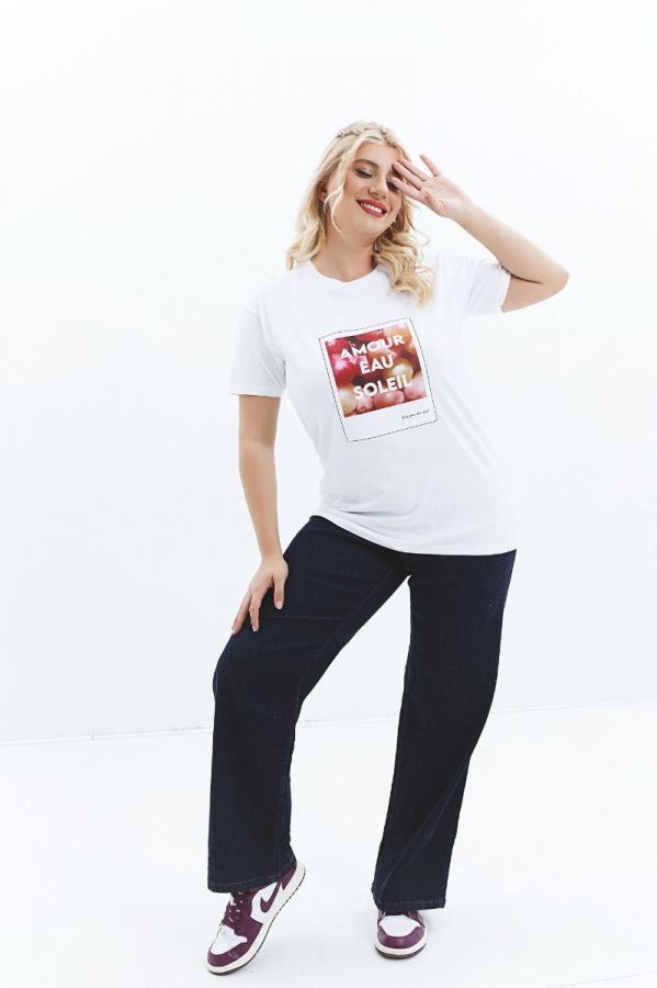 T-shirt με τύπωμα 'Amour Eau Soleil' σε λευκό χρώμα