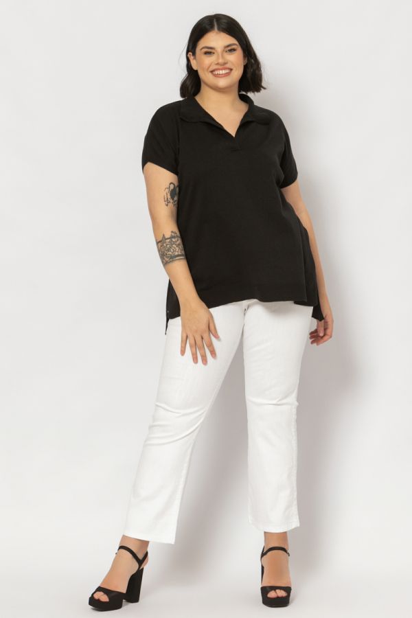 Βαμβακερή μπλούζα με polo γιακά σε μαύρο χρώμα