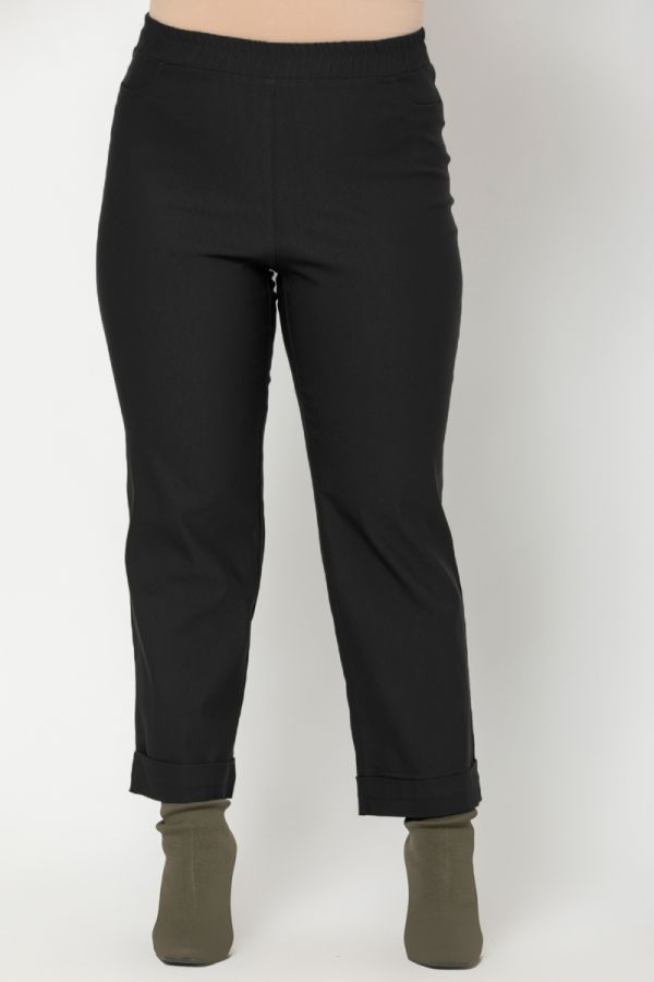 Παντελόνι ελαστικό με ρεβέρ σε μαύρο χρώμα