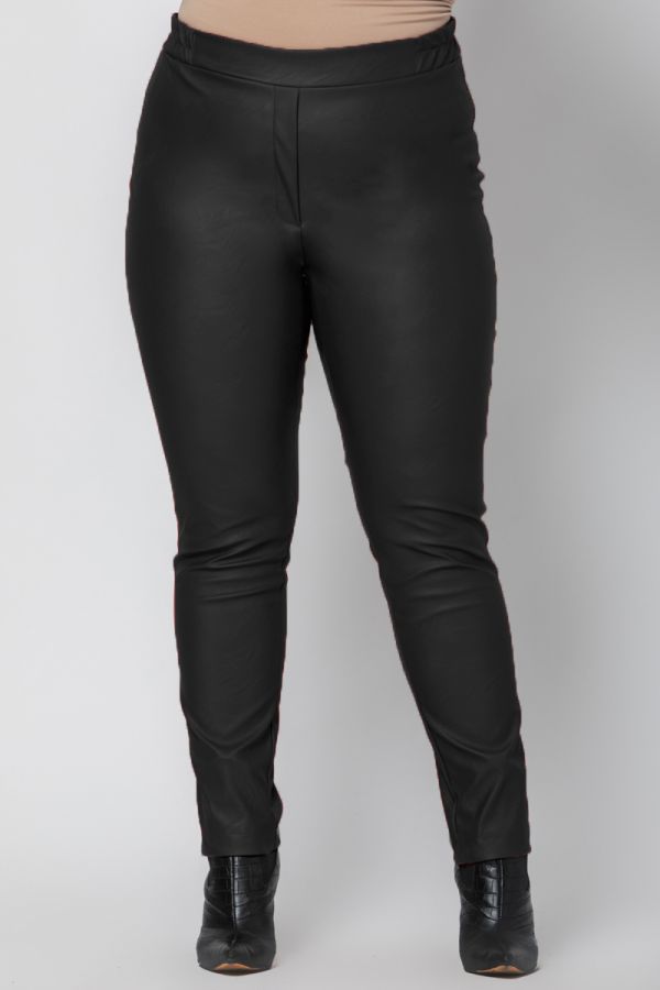 Παντελόνι leather-like σε μαύρο χρώμα 1xl,2xl,3xl,4xl,5xl,6xl