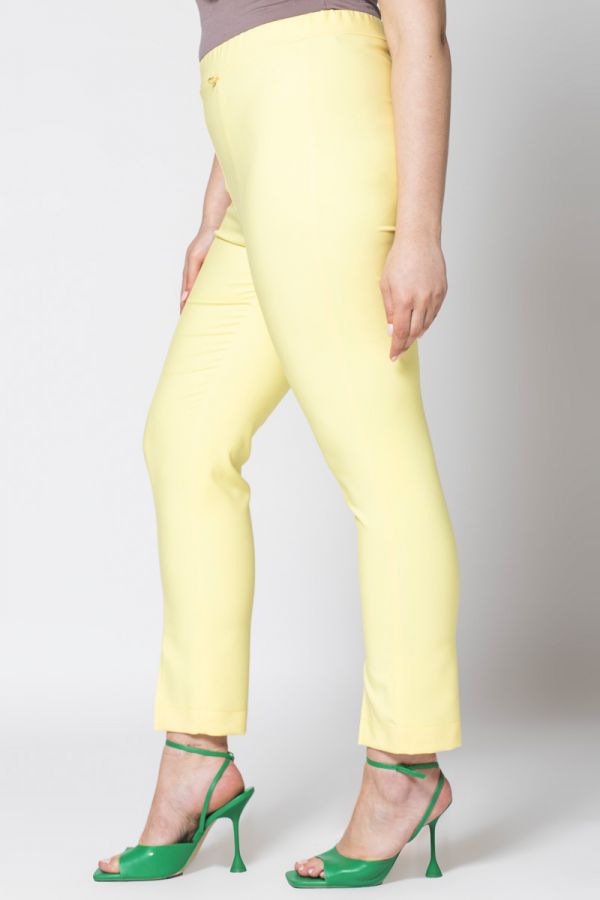 Παντελόνι με λάστιχο στη μέση σε κίτρινο χρώμα