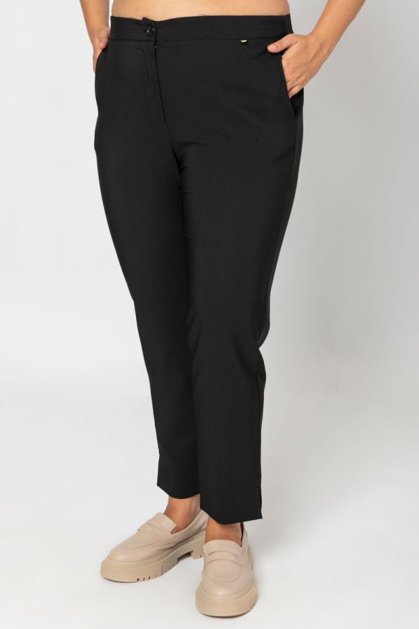 Παντελόνι με λάστιχο στο πίσω μέρος σε μαύρο χρώμα 1xl 2xl 3xl 4xl 5xl 
