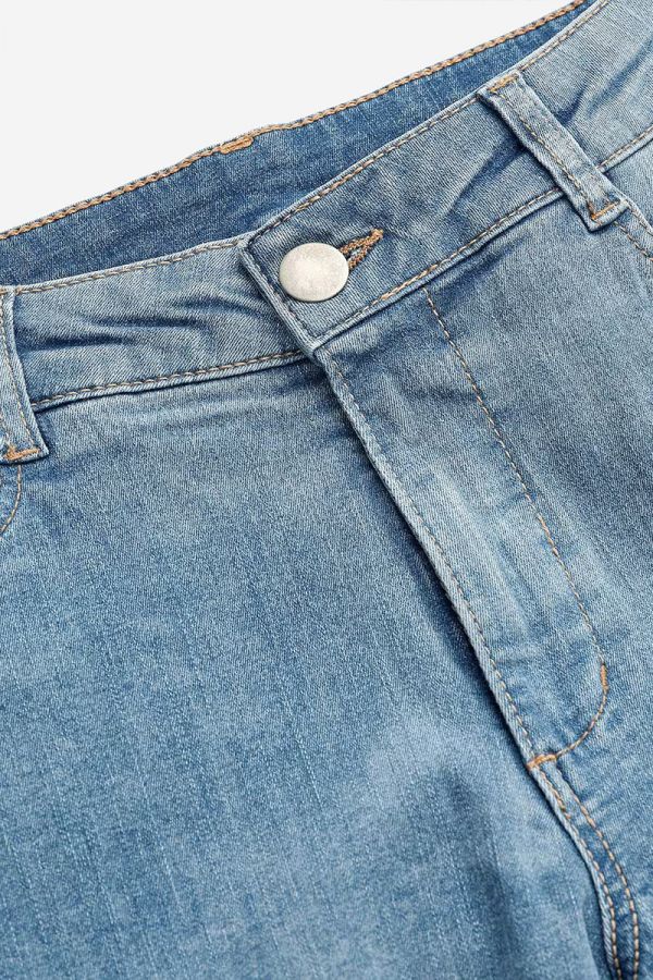 Φαρδύ καμπάνα jean 7/8 σε denim light blue χρώμα