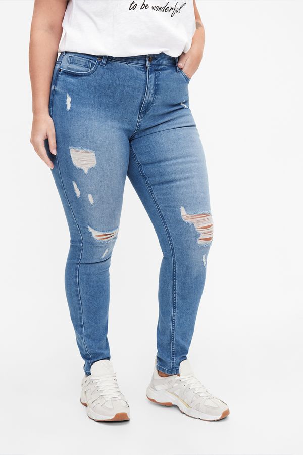 Slim jean με φθορές σε denim blue χρώμα