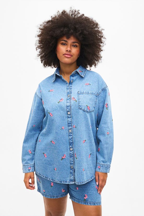 Jean πουκάμισο με κέντημα λουλούδια σε denim blue χρώμα