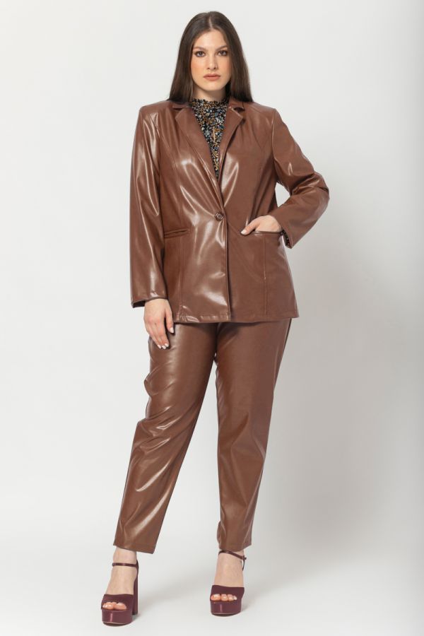 Σακάκι leather-like με τσέπες σε σοκολά χρώμα 1xl,2xl,3xl,4xl,5xl