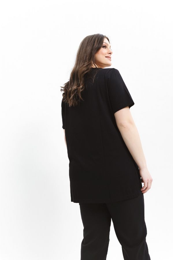 T-shirt με στρας 'Val D'Isere' σε μαύρο χρώμα