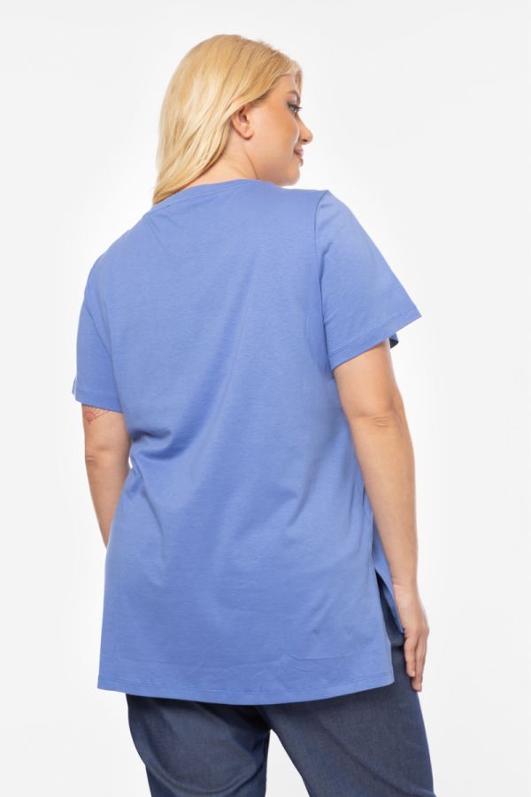 T-shirt με τύπωμα 'Happy Club' σε μπλε χρώμα