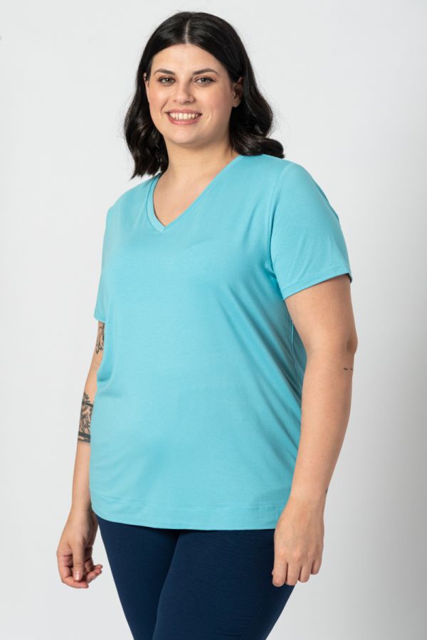 T-shirt με V λαιμόκοψη σε γαλάζιο χρώμα