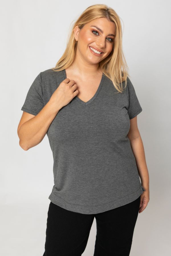T-shirt με V λαιμόκοψη σε γκρι χρώμα