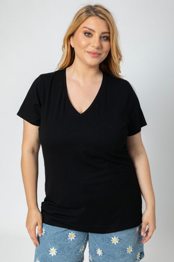 T-shirt με V λαιμόκοψη σε μαύρο χρώμα 1xl 2xl 3xl 4xl 5xl 