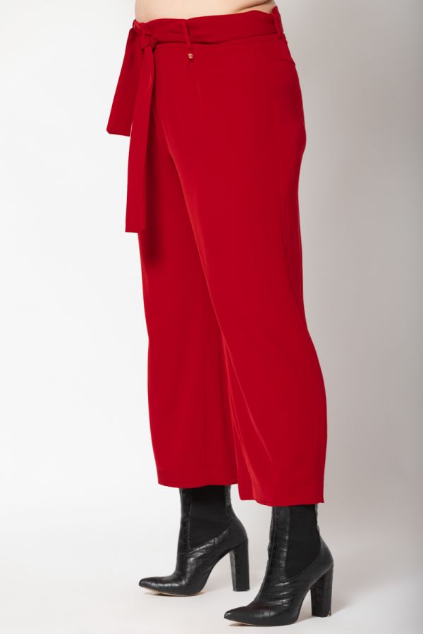 Ζιπ κιλότ με κουφόπιετα και ζώνη σε κόκκινο χρώμα 1xl,2xl,3xl,4xl,5xl