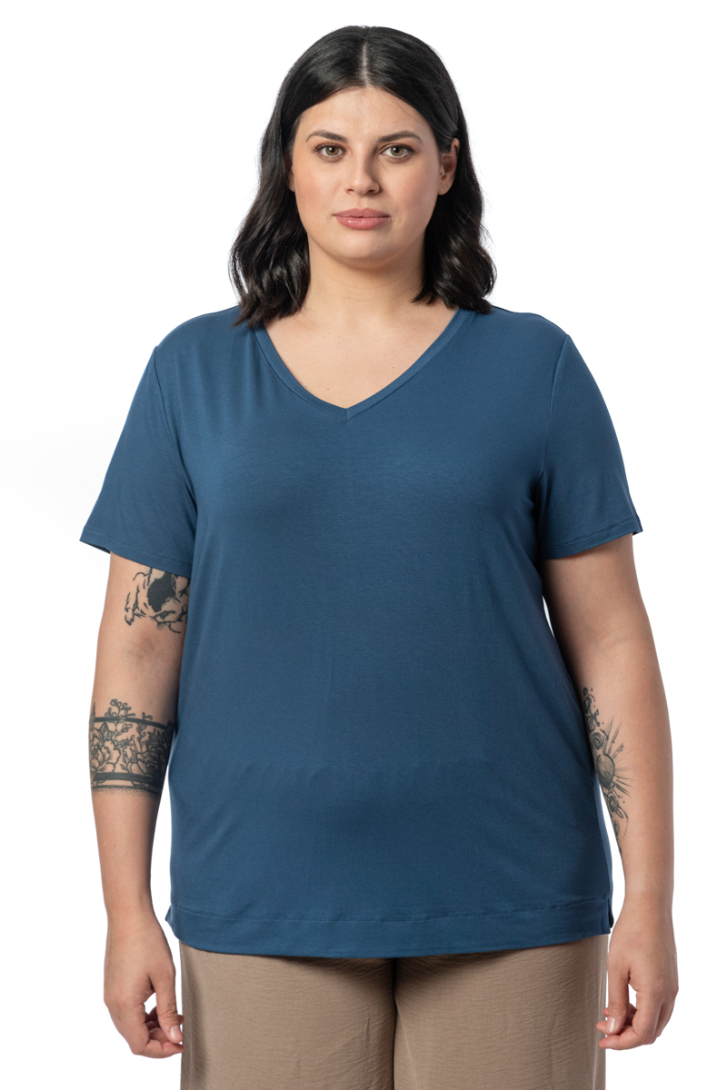  T-shirt με V λαιμόκοψη σε μπλε χρώμα 2025